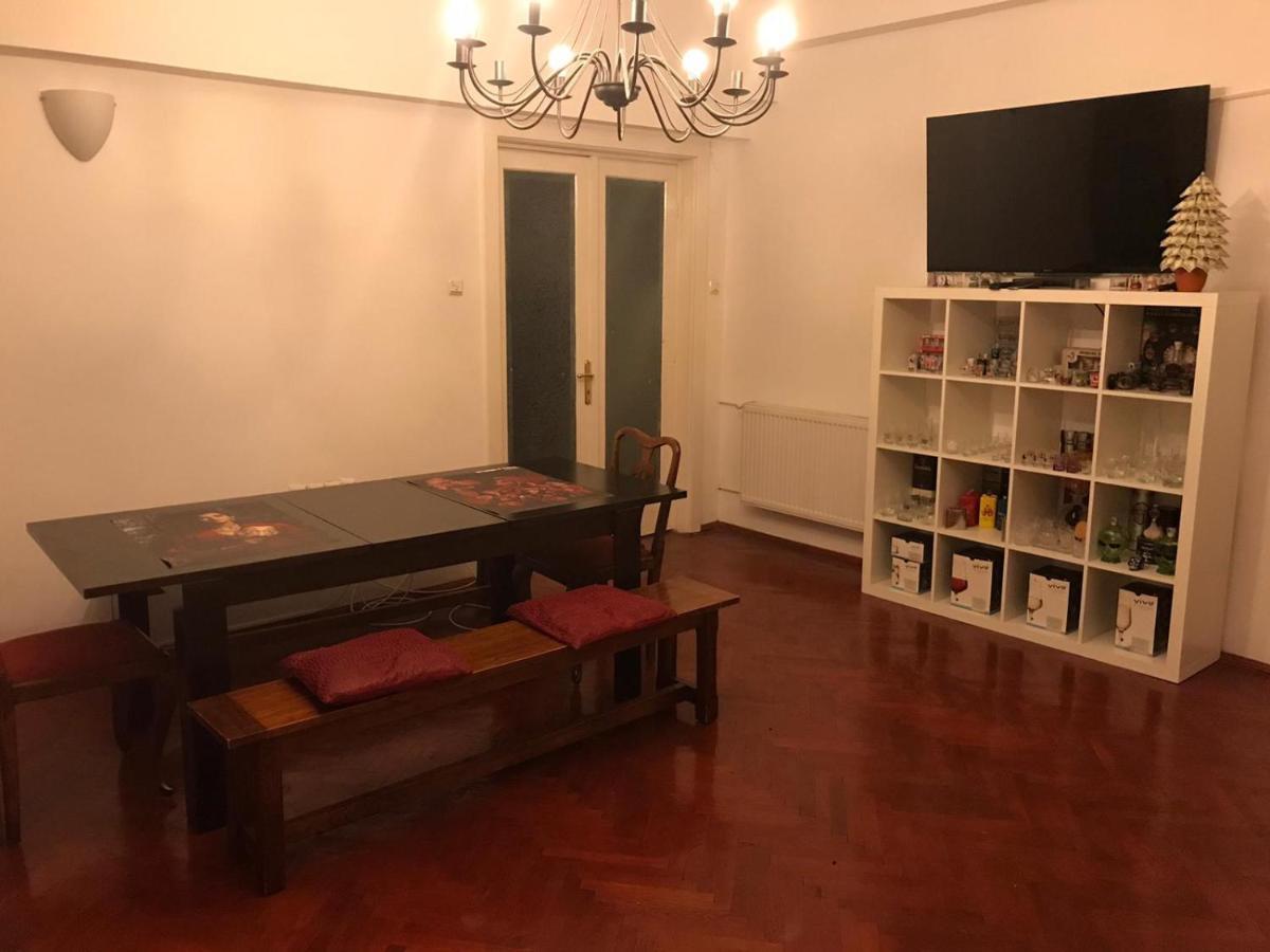 La Casa De Danel * Bucarest